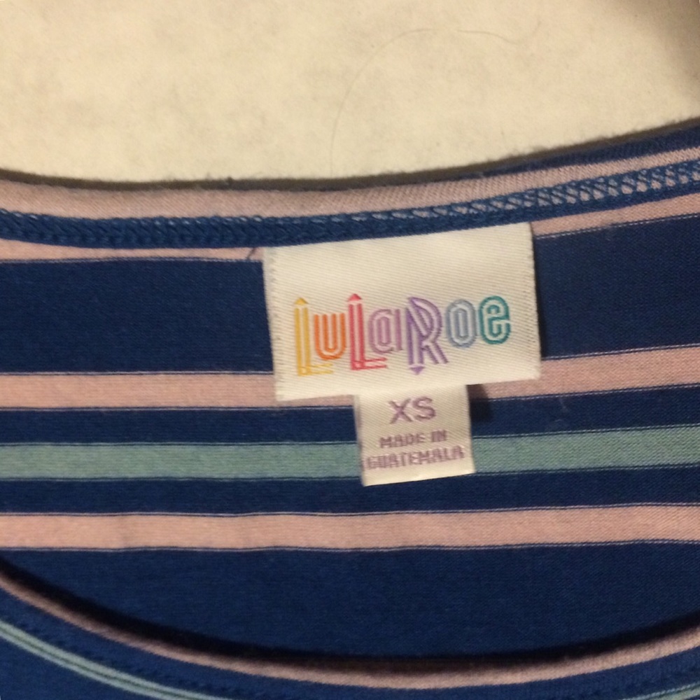 SOLD Lularoe Ocean tones Irma Blouse SZ XS Extra - Picture 5 of 5